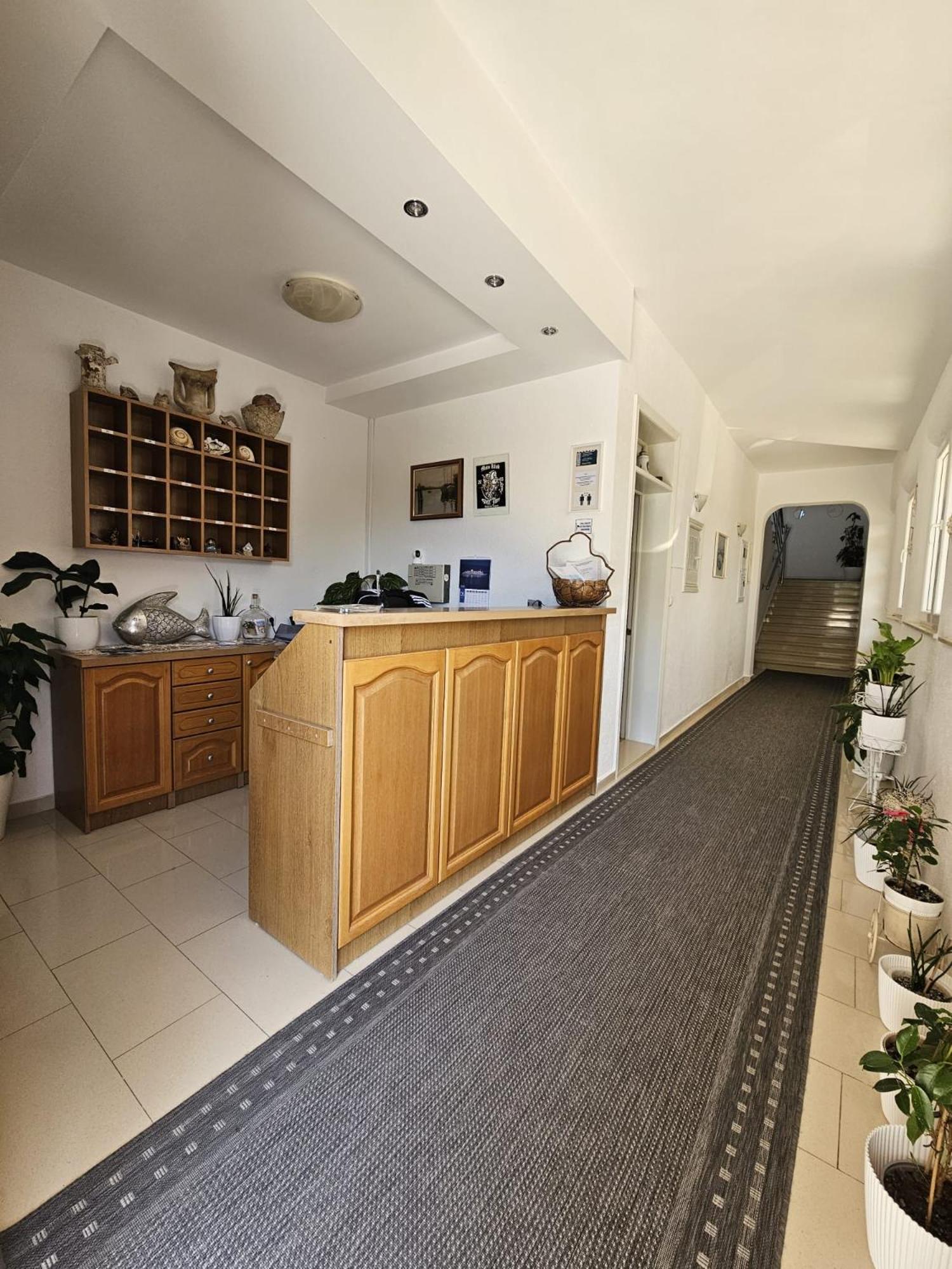 Pansion Komfor Moca Makarska Ngoại thất bức ảnh