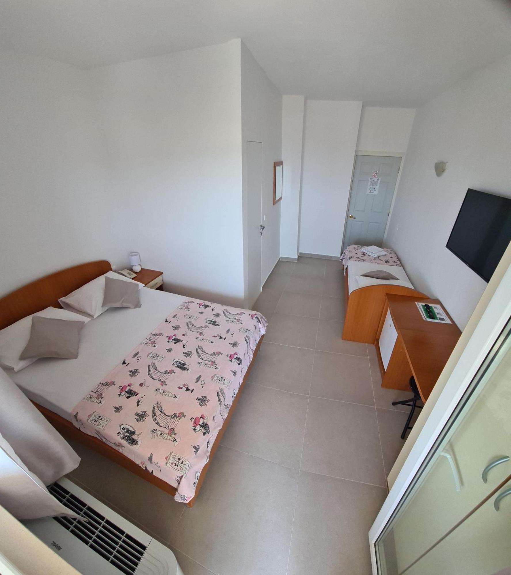 Pansion Komfor Moca Makarska Ngoại thất bức ảnh