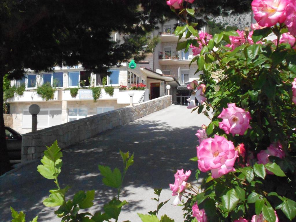 Pansion Komfor Moca Makarska Ngoại thất bức ảnh